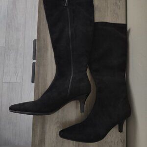 Amelia Grace - soft black faux suede stretch knee high tall boots low heels - 9